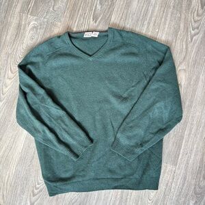 Vintage 90's Hunter Green V-neck Cashmere Sweater